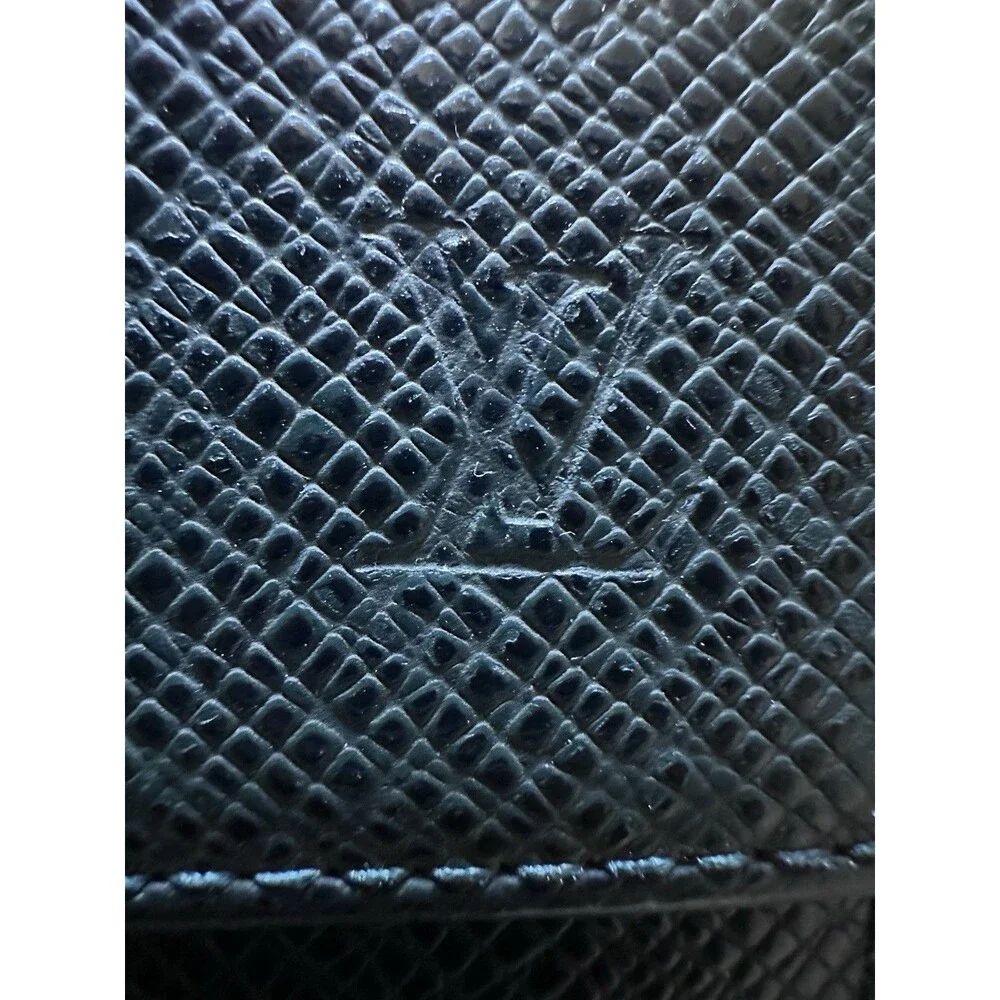 Louis Vuitton 6 Key Case Wallet Taiga Dark Green